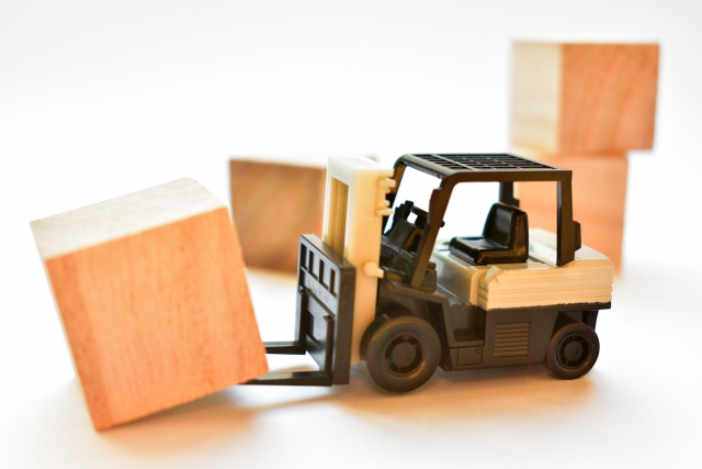 フォークリフトの模型